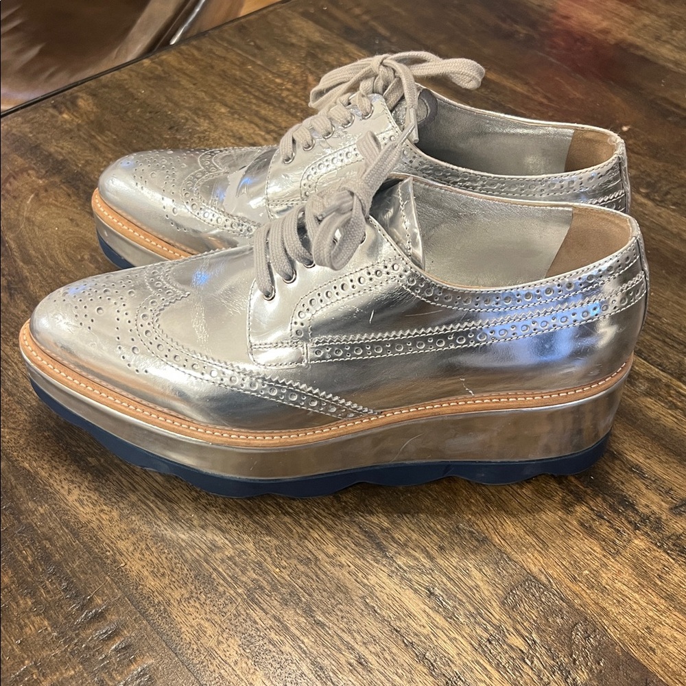 Prada size 40 - Picture 2 of 6